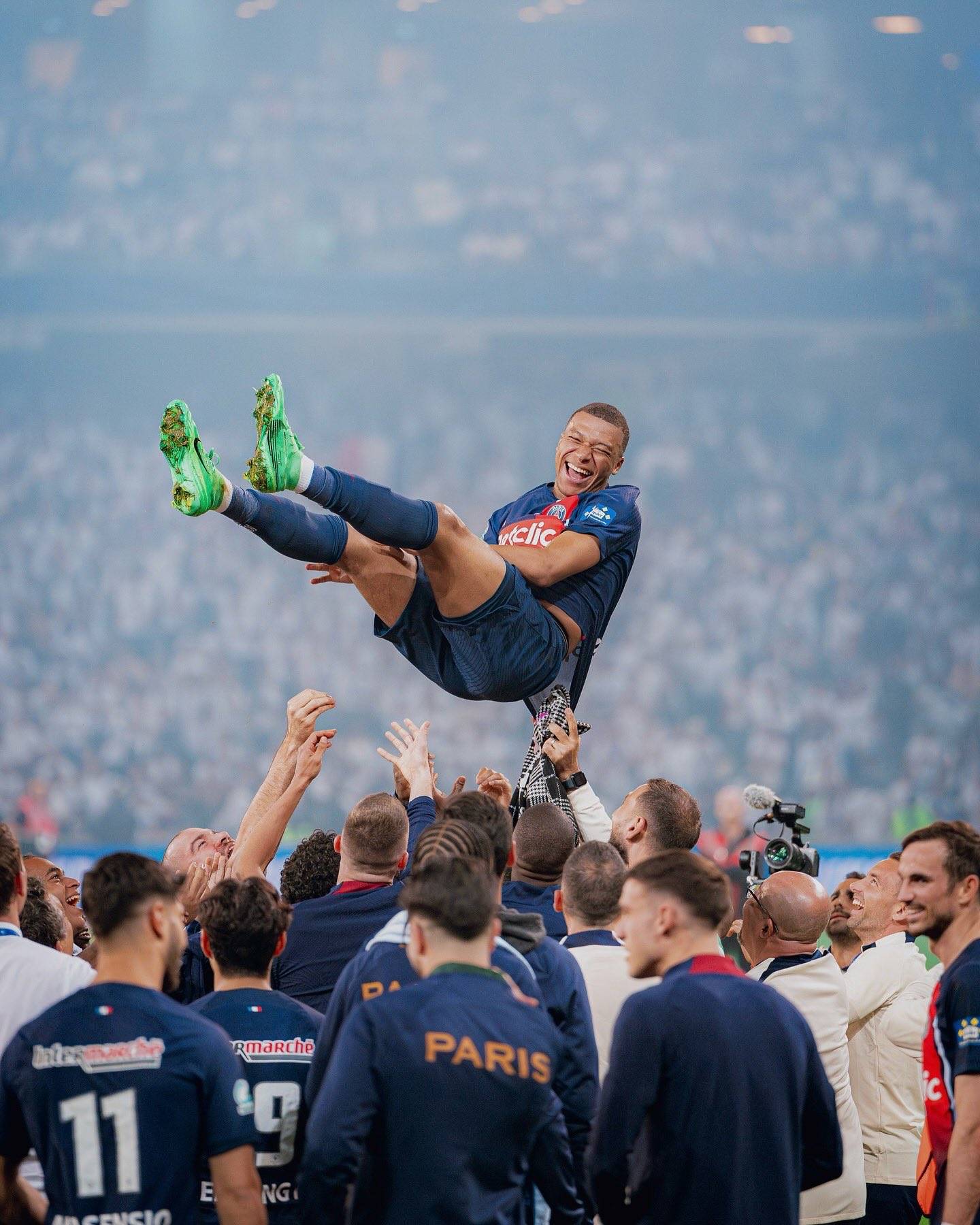 开云体育直播-包含欧联倒计时，巴黎圣日耳曼转会期远射贴柱，细节引发关注，更衣室稳定，控场能力受关注的词条