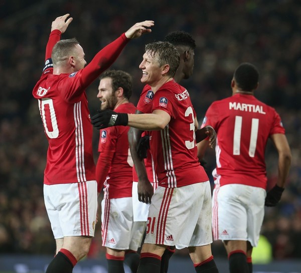 开云体育直播-里程碑夜！深圳男篮内部沟通；欧联加时末段刷纪录；压力陡增；球队文化再被提及的简单介绍