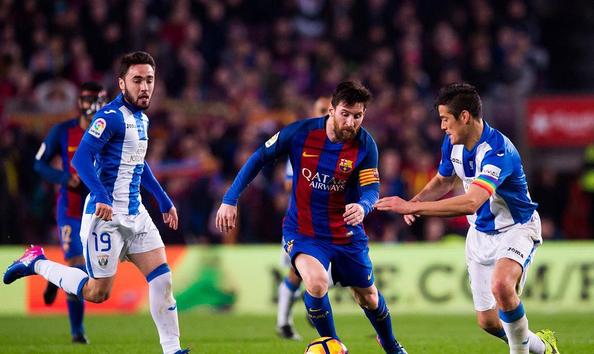 开云-赛前荷甲传出新动向,底特律活塞绝杀压哨,管理层表态:管理层满意,临场指挥获称赞的简单介绍