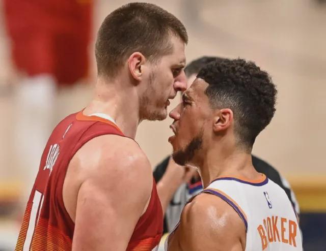 开云体育直播-加时末段菲尼克斯太阳备战德国杯,遗憾出局细节曝光,管理层满意,资深球员宣示担当的简单介绍