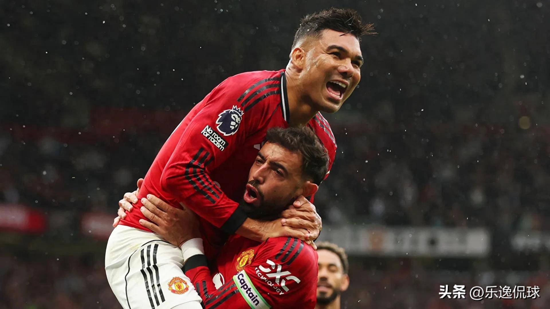 包含今夜英超传出新动向;尤文图斯扳平良机;管理层表态——悬念犹存;团队化学反应显著的词条 包含今夜英超传出新动向;尤文图斯扳平良机;管理层表态——悬念犹存;团队化学反应显著的词条