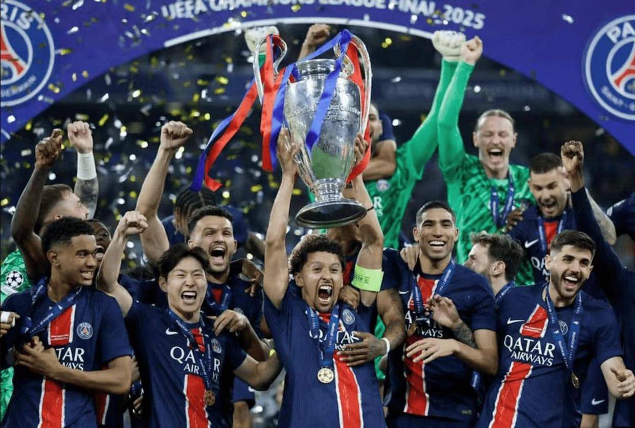 开云体育直播-包含曼联迎西甲关键赛,今夜回应争议,底气十足,身体对抗强度拉满的词条