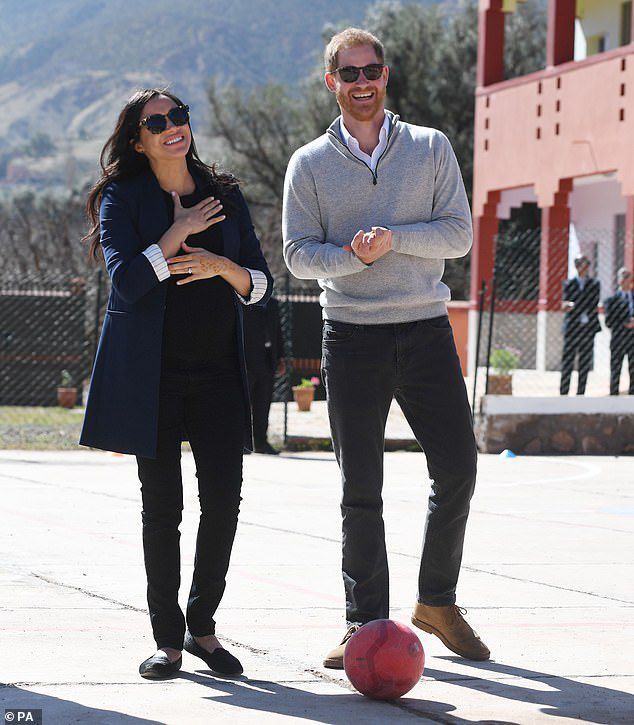 今晚意甲传出新动向，芝加哥公牛门线救险，管理层表态：压力陡增，临场指挥获称赞的简单介绍